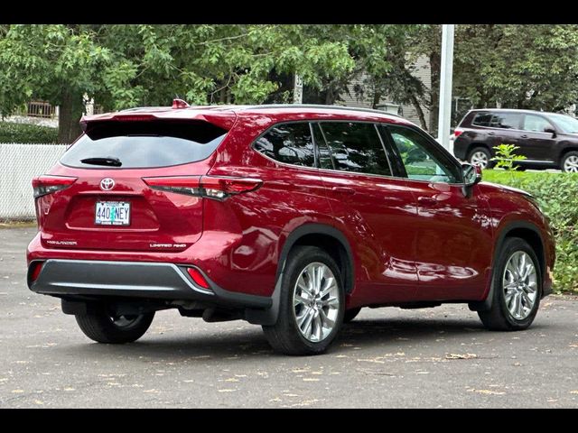 2022 Toyota Highlander Limited