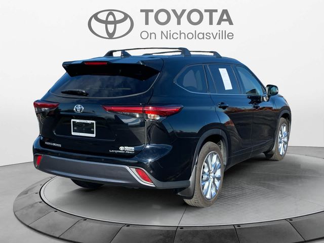 2022 Toyota Highlander Limited