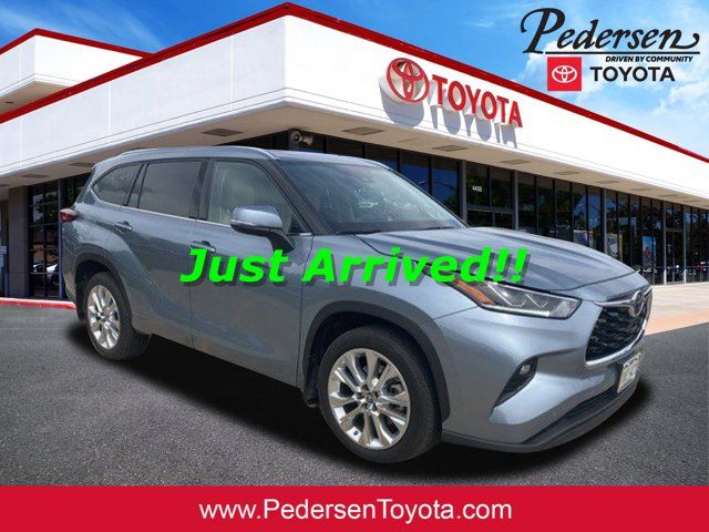 2022 Toyota Highlander Limited