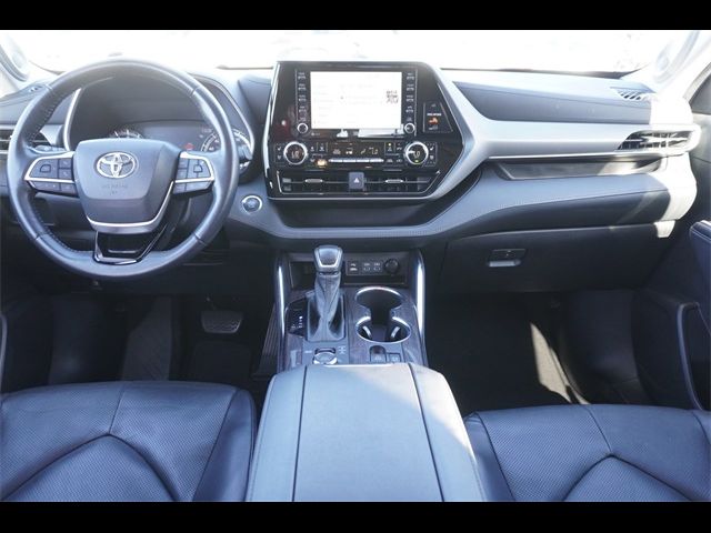 2022 Toyota Highlander Limited