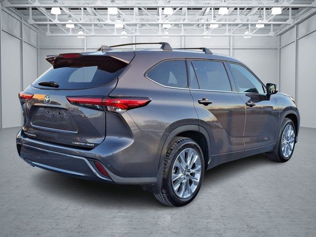 2022 Toyota Highlander Limited