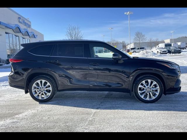 2022 Toyota Highlander Limited