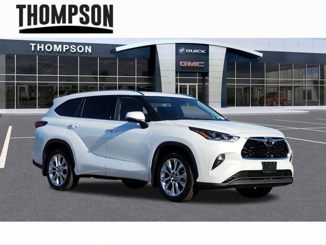 2022 Toyota Highlander Limited