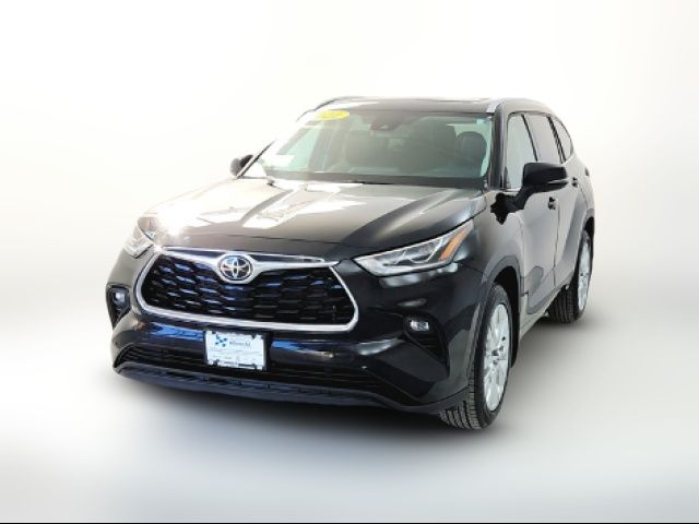 2022 Toyota Highlander Limited