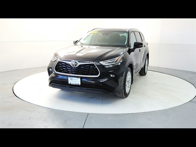 2022 Toyota Highlander Limited