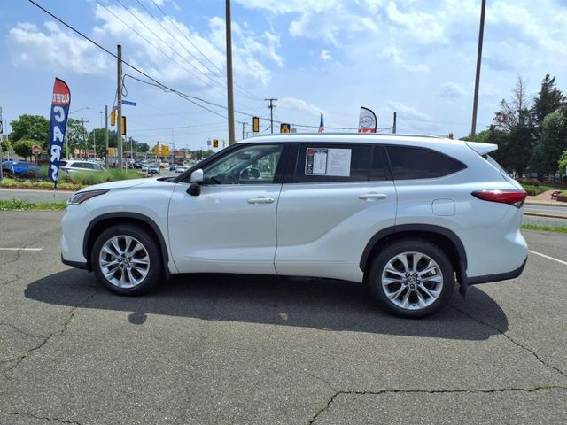 2022 Toyota Highlander Limited