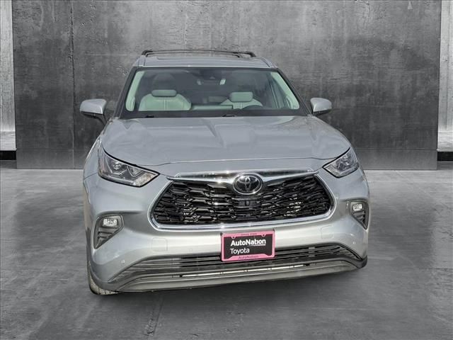 2022 Toyota Highlander Limited