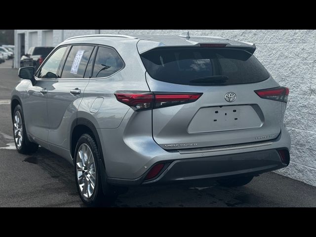 2022 Toyota Highlander Limited