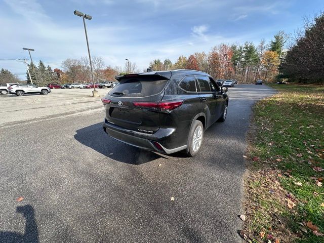 2022 Toyota Highlander Limited