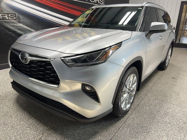 2022 Toyota Highlander Limited