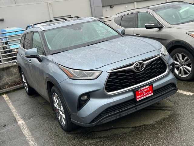 2022 Toyota Highlander Limited