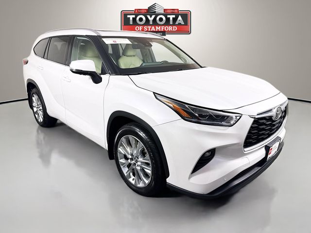 2022 Toyota Highlander Limited