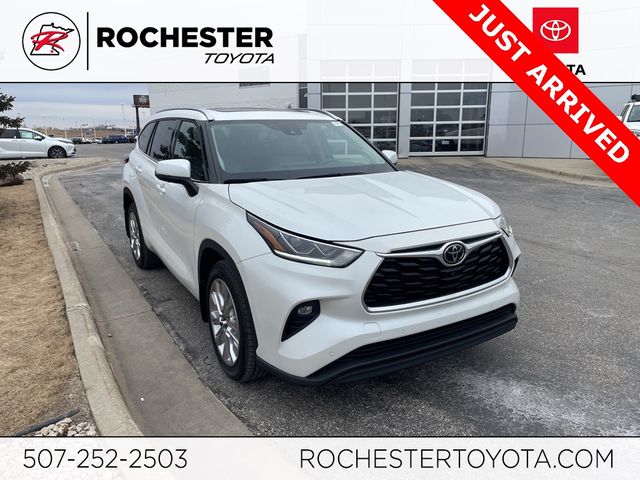 2022 Toyota Highlander Limited