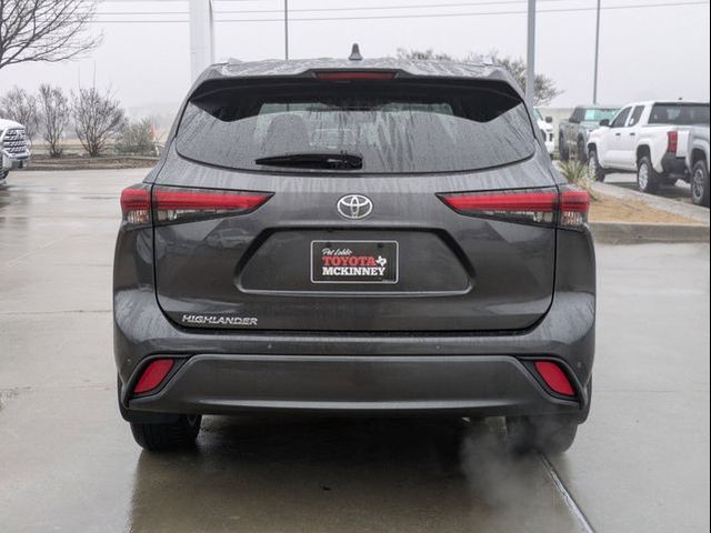 2022 Toyota Highlander Limited