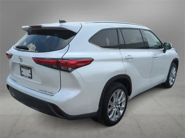 2022 Toyota Highlander Limited