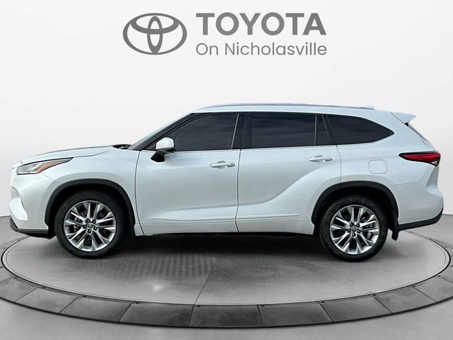 2022 Toyota Highlander Limited