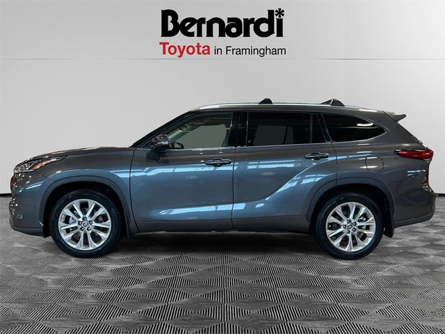 2022 Toyota Highlander Limited