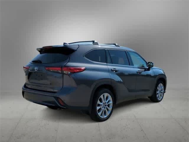 2022 Toyota Highlander Limited