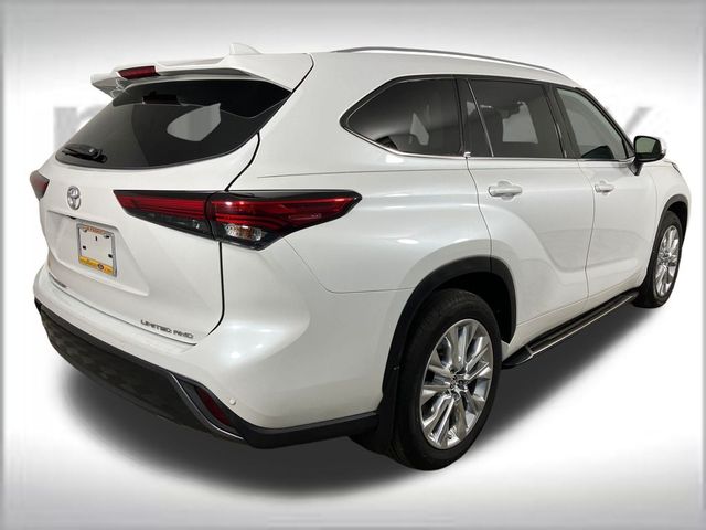 2022 Toyota Highlander Limited