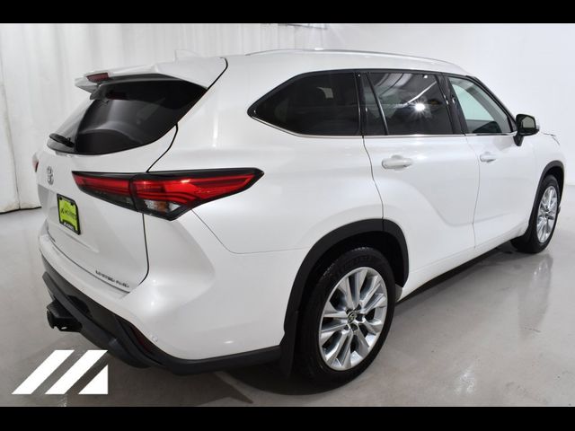 2022 Toyota Highlander Limited