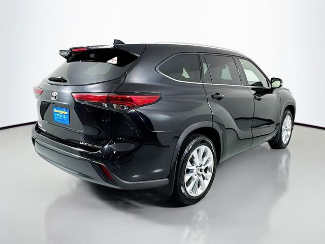 2022 Toyota Highlander Limited