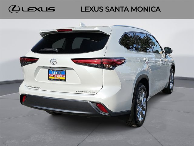 2022 Toyota Highlander Limited