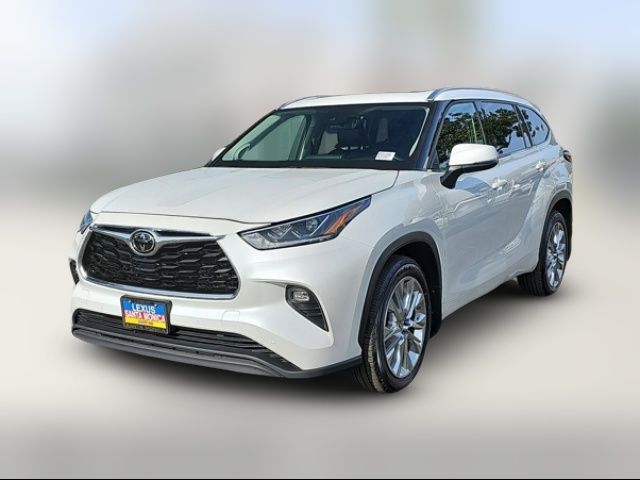 2022 Toyota Highlander Limited