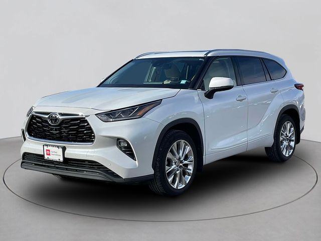 2022 Toyota Highlander Limited