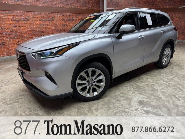 2022 Toyota Highlander Limited