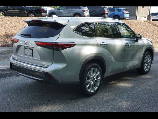 2022 Toyota Highlander Limited