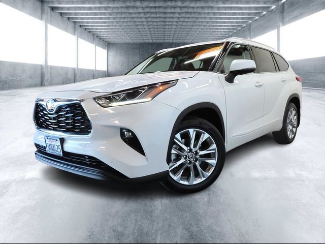 2022 Toyota Highlander Limited