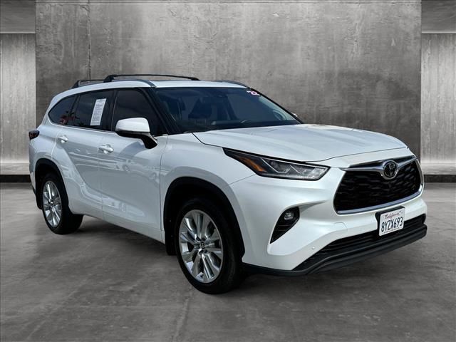 2022 Toyota Highlander Limited