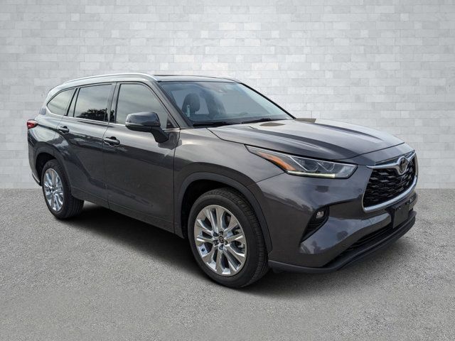 2022 Toyota Highlander Limited