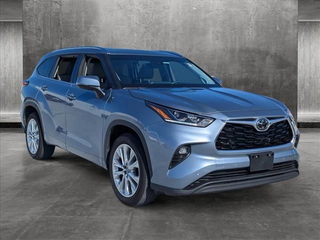 2022 Toyota Highlander Limited