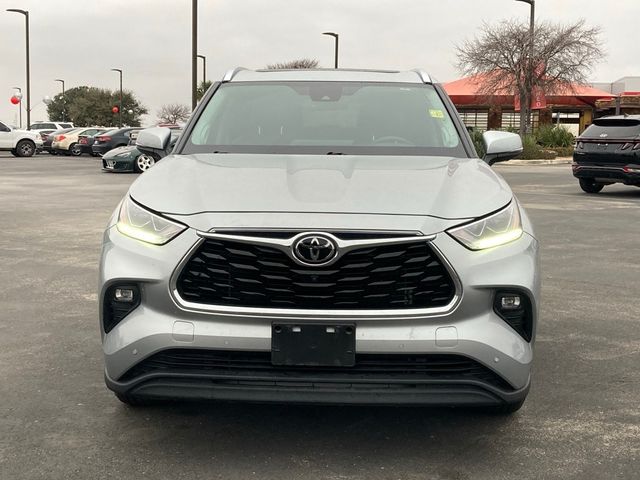 2022 Toyota Highlander Limited