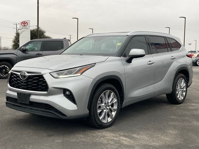 2022 Toyota Highlander Limited