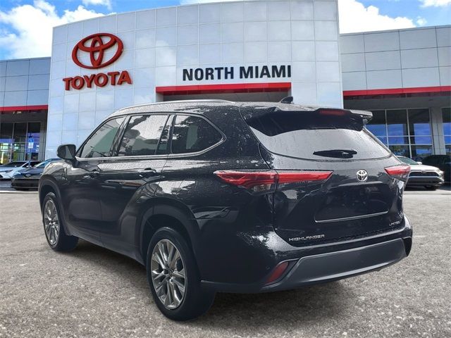 2022 Toyota Highlander Limited