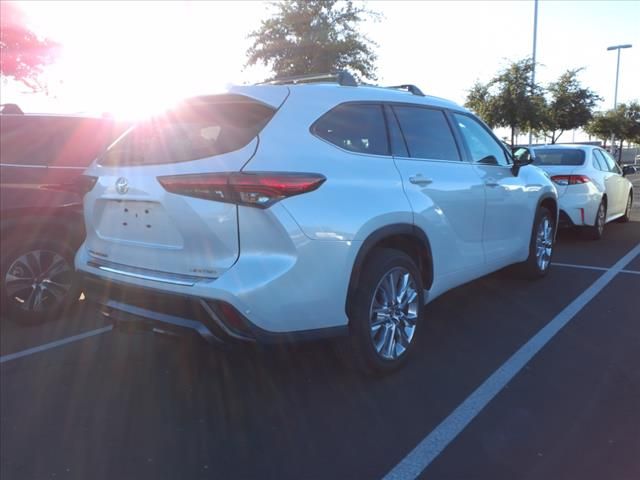 2022 Toyota Highlander Limited