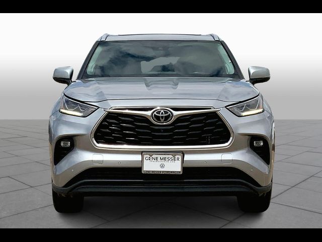 2022 Toyota Highlander Limited