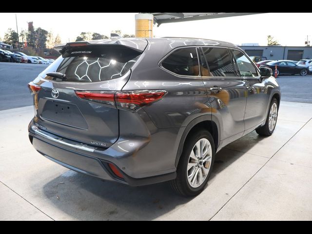 2022 Toyota Highlander Limited