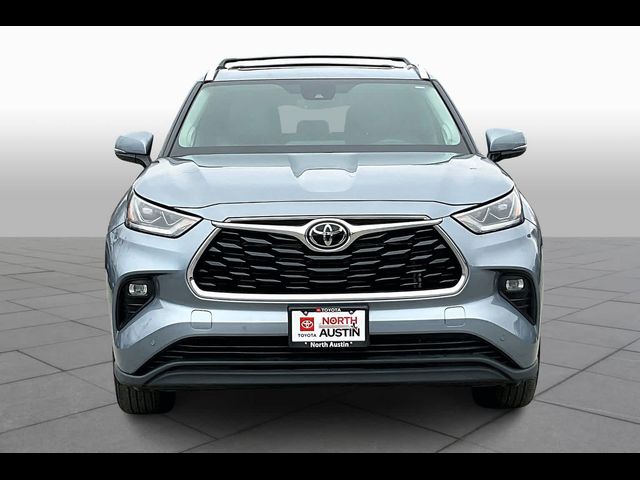 2022 Toyota Highlander Limited