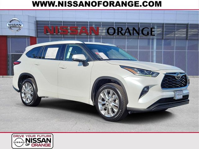 2022 Toyota Highlander Limited