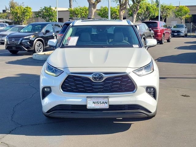 2022 Toyota Highlander Limited