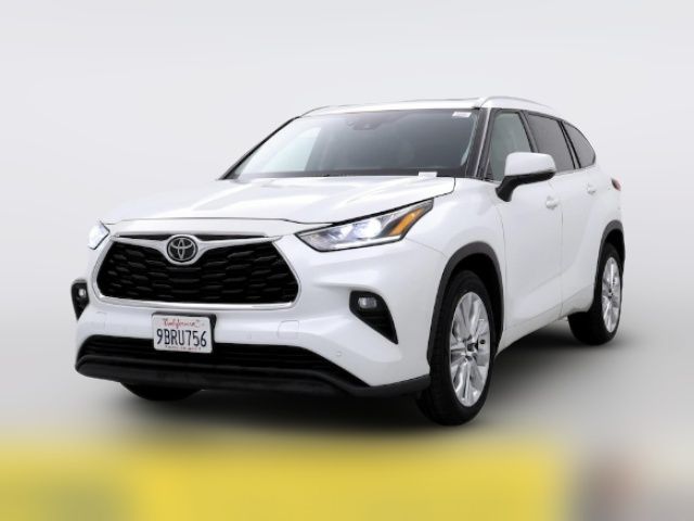 2022 Toyota Highlander Limited