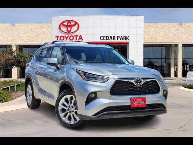 2022 Toyota Highlander Limited