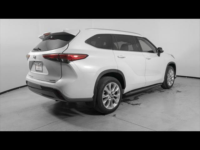 2022 Toyota Highlander Limited