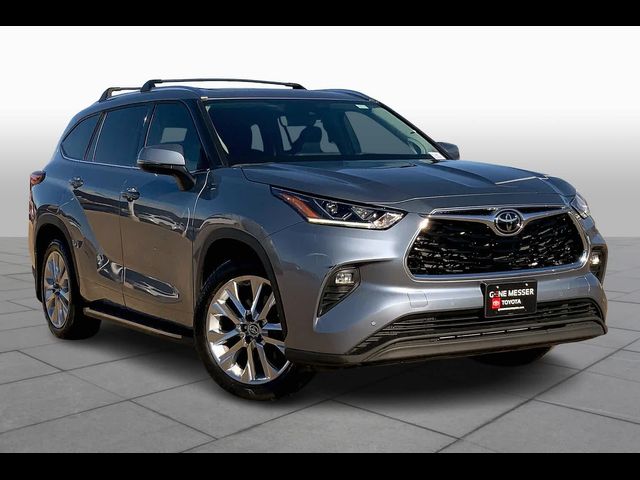 2022 Toyota Highlander Limited