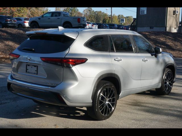 2022 Toyota Highlander Limited