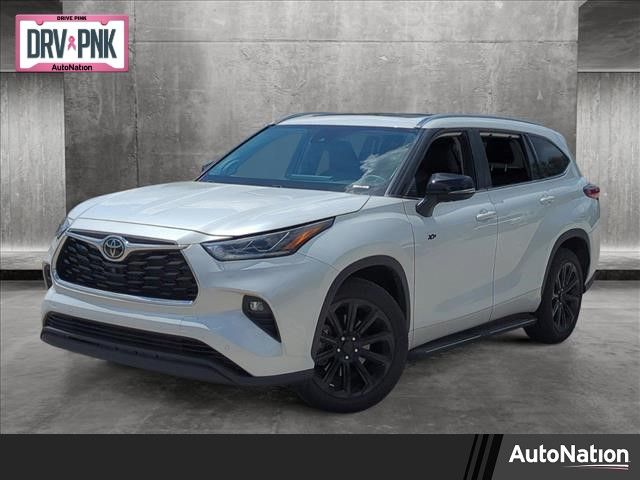 2022 Toyota Highlander Limited