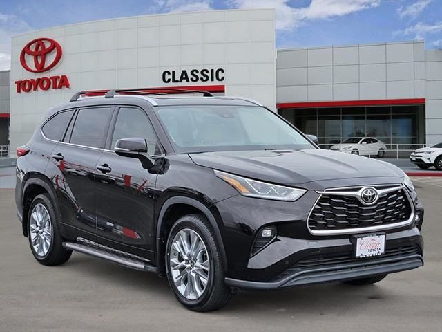 2022 Toyota Highlander Limited